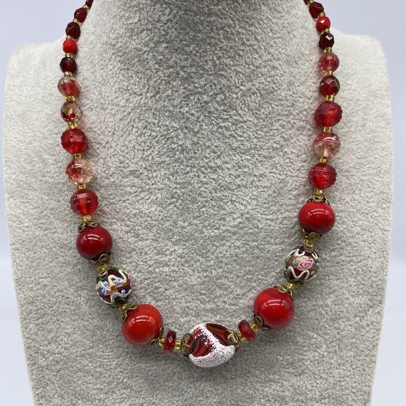 Vintage Venetian Red Glass Wedding Cake Graduated Bead Necklace Adjustable - Picture 9 of 15